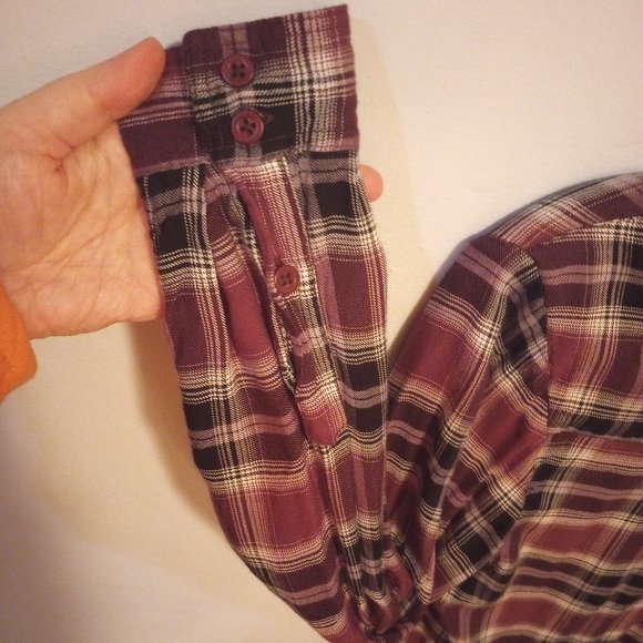 Torrid Twill Henley Tunic Top size 00/Large - Picture 7 of 11